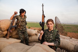 kurdish-women-fighters