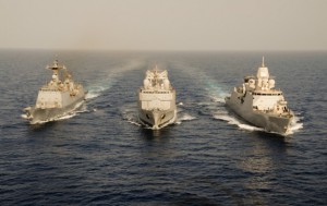 From left to right: the Korean frigate Wang Geon (Combined Task Force 151), the FS Marne (Atalanta) and the Dutch frigate Evertsen (Ocean Shield - NATO)
