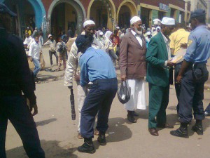 Police-clach-with-Ethiopian-Muslims