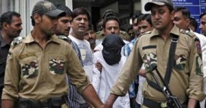 india-kashmir-police-arrest-reuters-670
